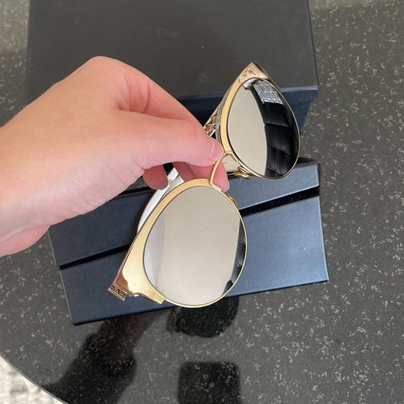 DIOR sunglasses - Picture 2 of 9